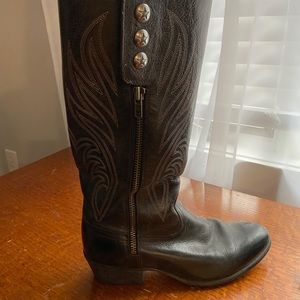 Arita cowboy boots